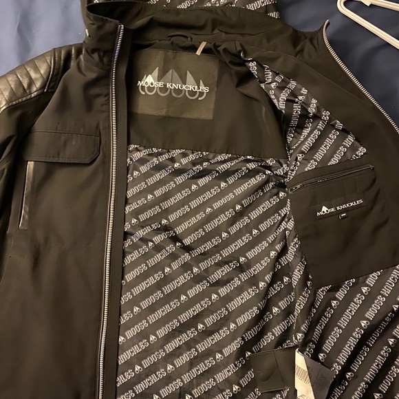 Moose Knuckle Wind Breaker - Picture 2 of 3